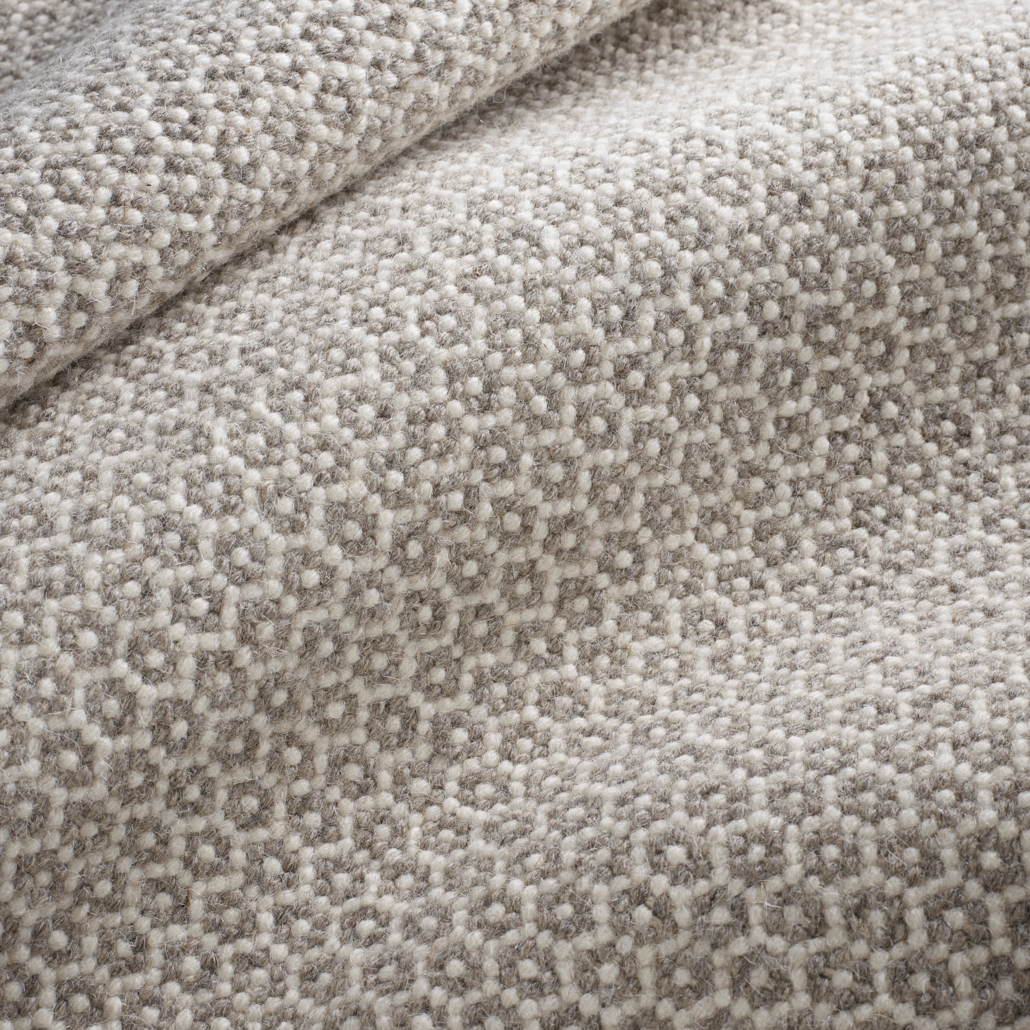 honeycomb handwoven wool rug | ivory/grey honeycomb handwoven wool rug | ivory/grey